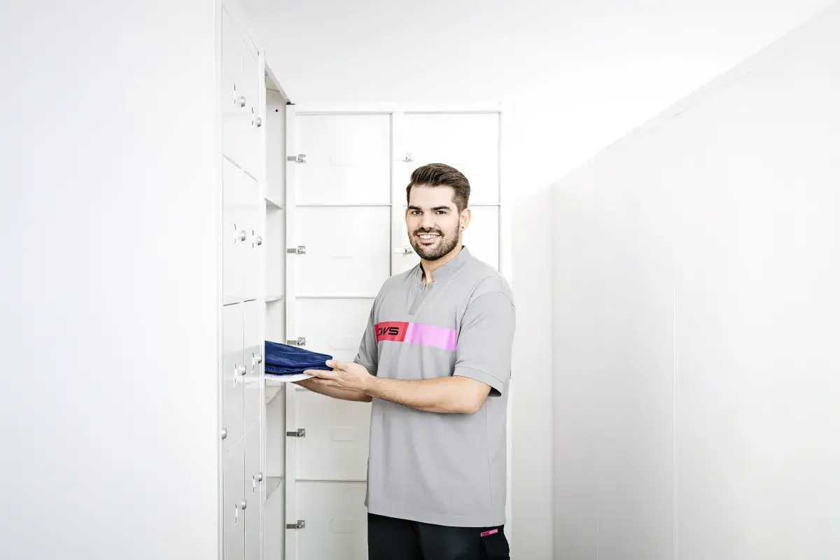 locker delivery ww11 cws dsc25065jpg