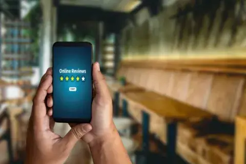 online-review-cafe.jpg