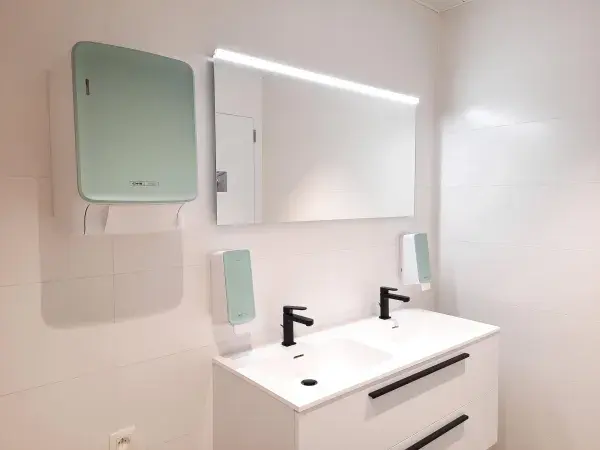 PureLine Zele Toilet (2).png (1)